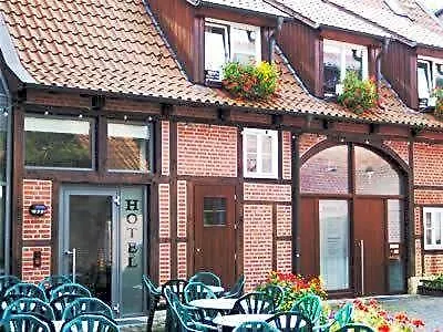 Hotel Restaurant Brintrup 3*